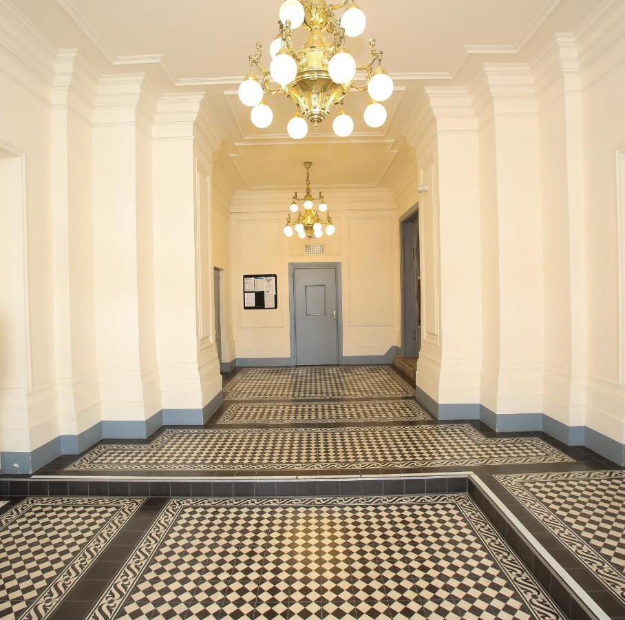 Apartments Vienna Opera Bagian luar foto